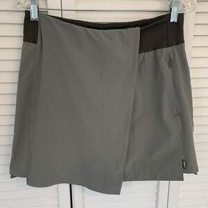 Elegant Gray Mini Skirt